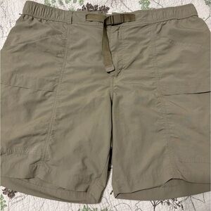 Eddie Bauer lightweight shorts fishing XL